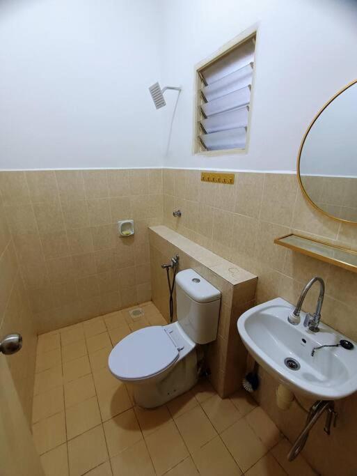 Tenang Retreat Holiday Home 3Bedroom 3Bath 2Parking Kajang Zewnętrze zdjęcie